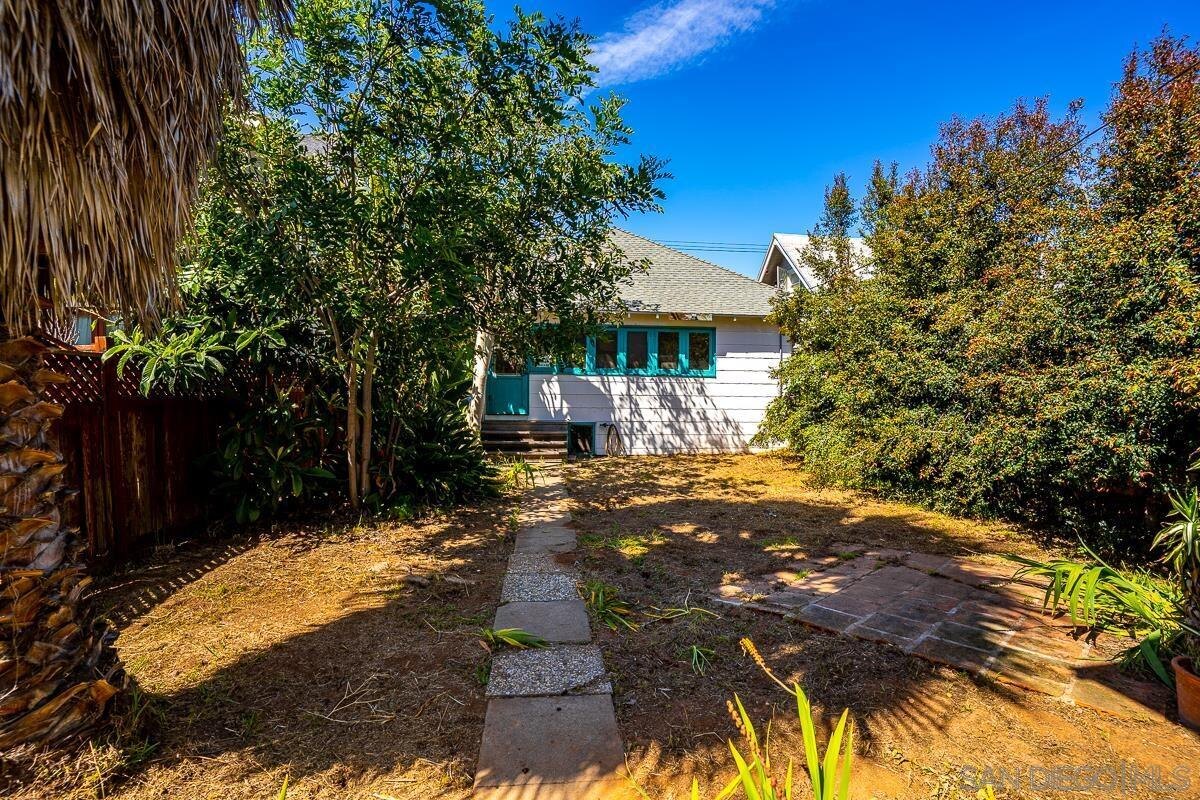 Original rear yard before the Lincoln Avenue infill ADUs