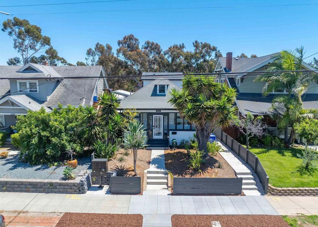 Aerial view of the completed Lincoln Avenue property